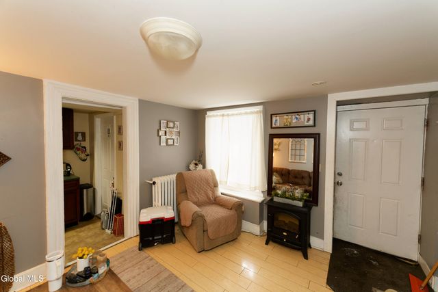 492 Madison Avenue, Albany, NY 12208