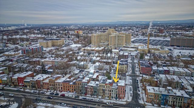 492 Madison Avenue, Albany, NY 12208