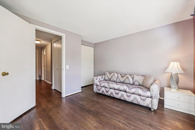 9013 WANDERING TRAIL DR, Potomac, MD 20854