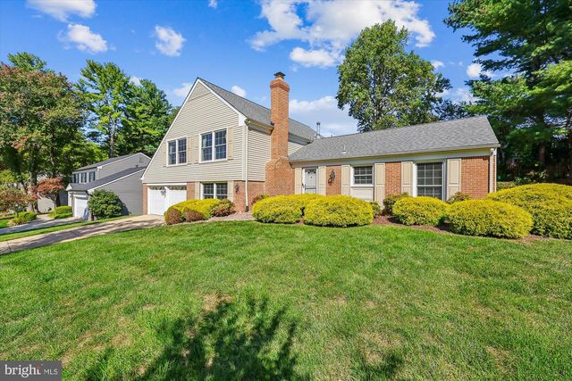 9013 WANDERING TRAIL DR, Potomac, MD 20854