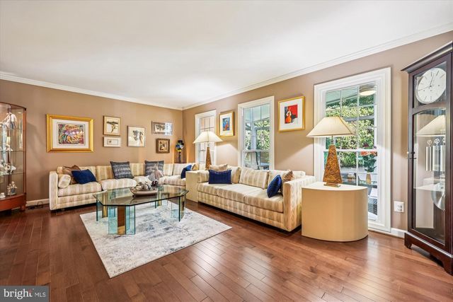 9013 WANDERING TRAIL DR, Potomac, MD 20854