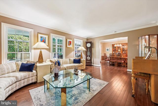 9013 WANDERING TRAIL DR, Potomac, MD 20854