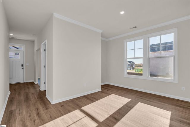 2020 Halton Oaks Drive, Spartanburg, SC 29303