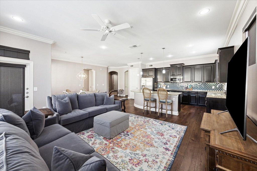 2120 Kipling Street 304, Houston, TX 77098