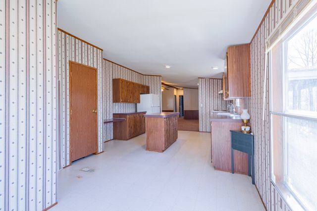 228 Shasteen Ridge Rd, Lynchburg, TN 37352