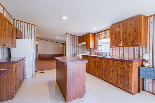 228 Shasteen Ridge Rd, Lynchburg, TN 37352