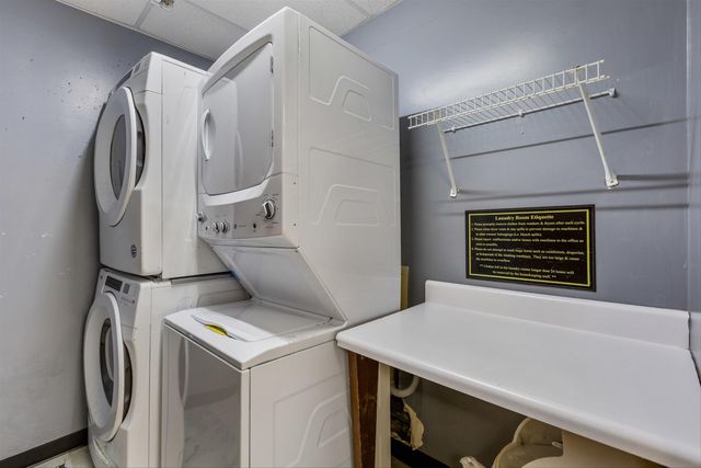 109 N Main St Apt 612, Memphis, TN 38103