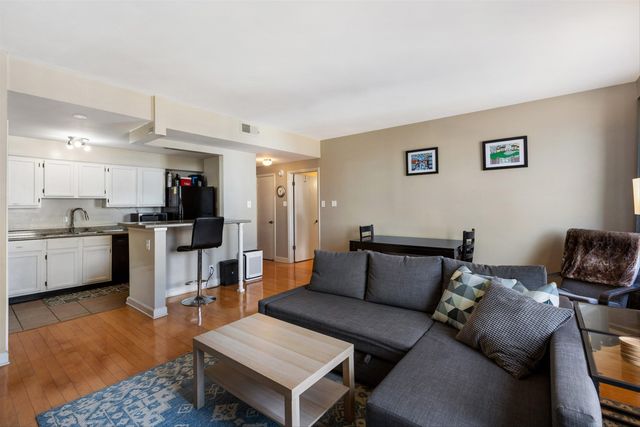 109 N Main St Apt 612, Memphis, TN 38103