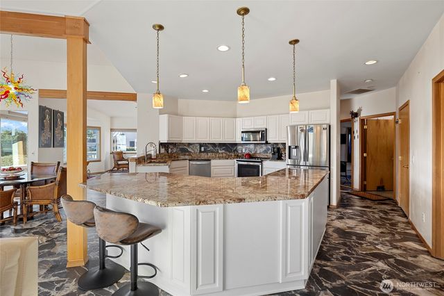 802 NW Krueger Street, Coupeville, WA 98239