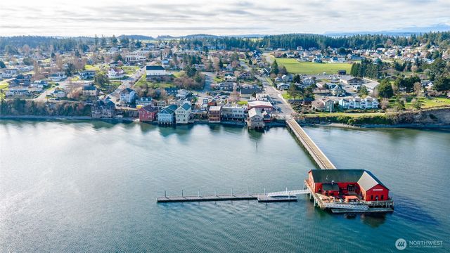 802 NW Krueger Street, Coupeville, WA 98239