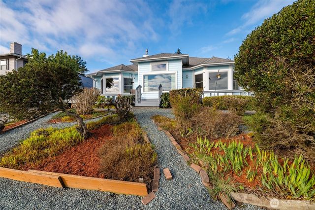 802 NW Krueger Street, Coupeville, WA 98239