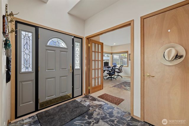 802 NW Krueger Street, Coupeville, WA 98239