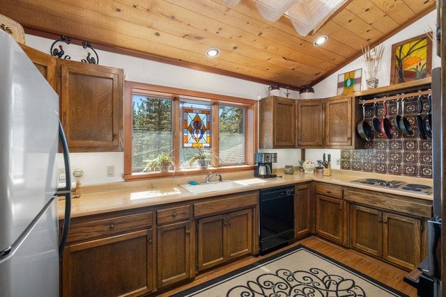 138 Tiger Tail Road, Olympic Valley, CA 96146