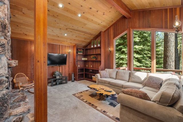 138 Tiger Tail Road, Olympic Valley, CA 96146