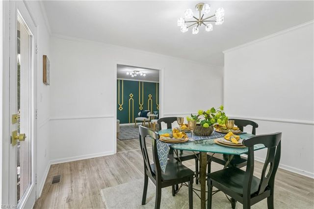 682 Village Green PW, Newport News, VA 23602