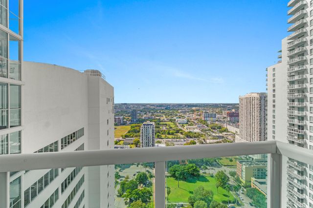 1800 N Bayshore Drive 3802, Miami, FL 33132