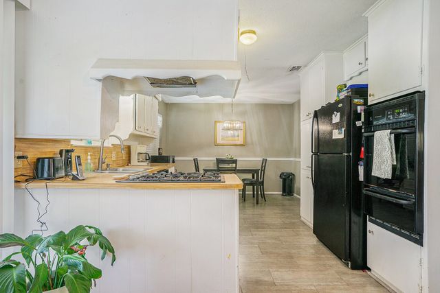 7332 Trimble Drive, Fort Worth, TX 76134