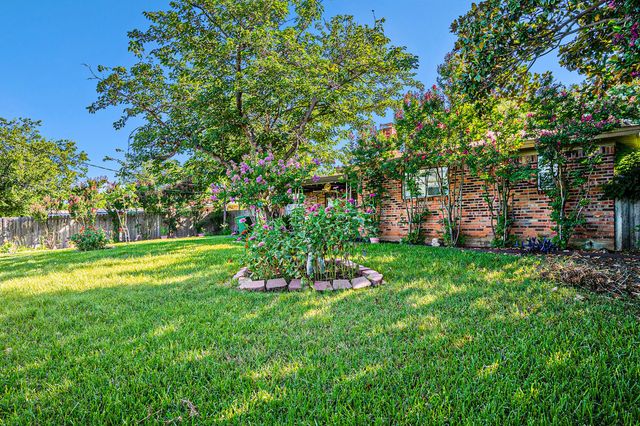 7332 Trimble Drive, Fort Worth, TX 76134