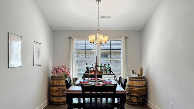 8741 KIMBERLY DAWN DR, Southaven, MS 38671