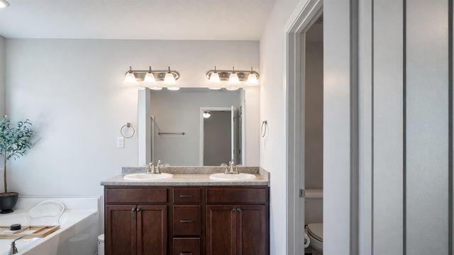 8741 KIMBERLY DAWN DR, Southaven, MS 38671