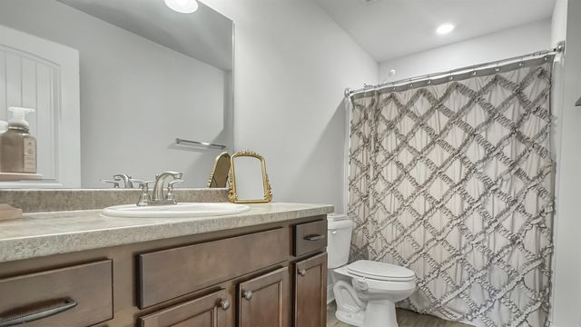 8741 KIMBERLY DAWN DR, Southaven, MS 38671