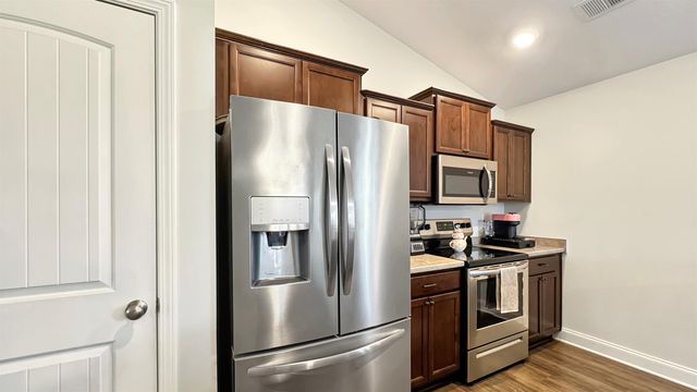 8741 KIMBERLY DAWN DR, Southaven, MS 38671