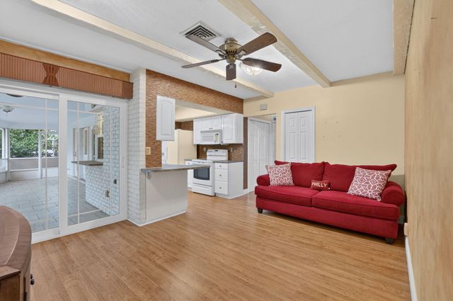 1011 SW 7TH Street, Boca Raton, FL 33486