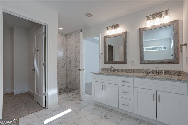 112 Roberts Rd, Locust Grove, GA 30248