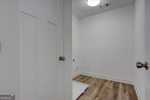 112 Roberts Rd, Locust Grove, GA 30248