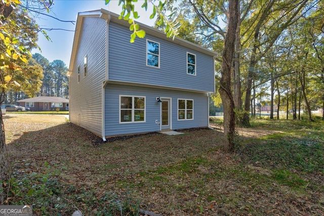 112 Roberts Rd, Locust Grove, GA 30248