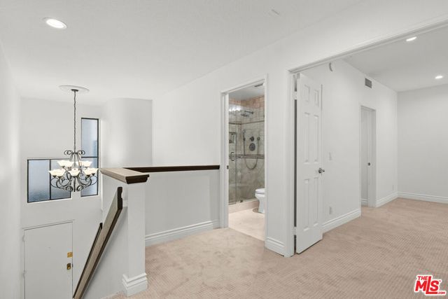 11636 Montana Avenue 107, Los Angeles, CA 90049