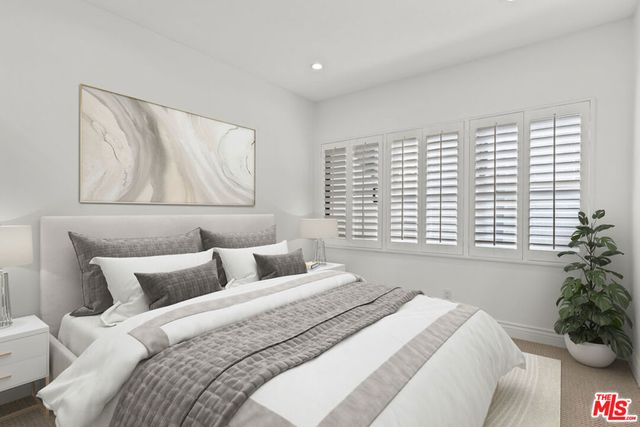 11636 Montana Avenue 107, Los Angeles, CA 90049