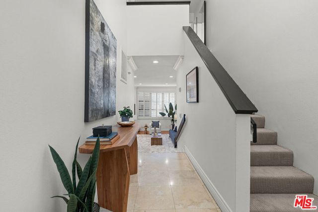 11636 Montana Avenue 107, Los Angeles, CA 90049