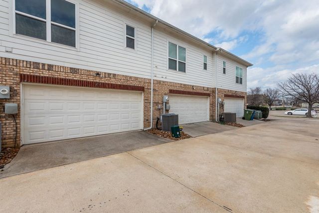 207 S Kealy Avenue, Lewisville, TX 75057