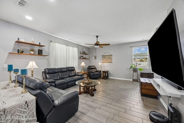 3553 DERBY FOREST Drive, Green Cove Springs, FL 32043