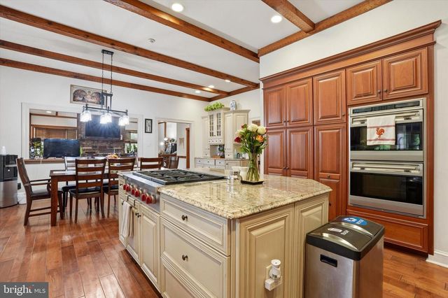 3745 BUCK RD, Huntingdon Valley, PA 19006