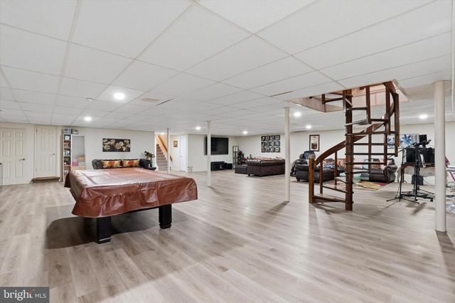 3745 BUCK RD, Huntingdon Valley, PA 19006