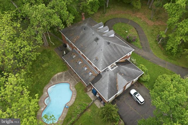 3745 BUCK RD, Huntingdon Valley, PA 19006
