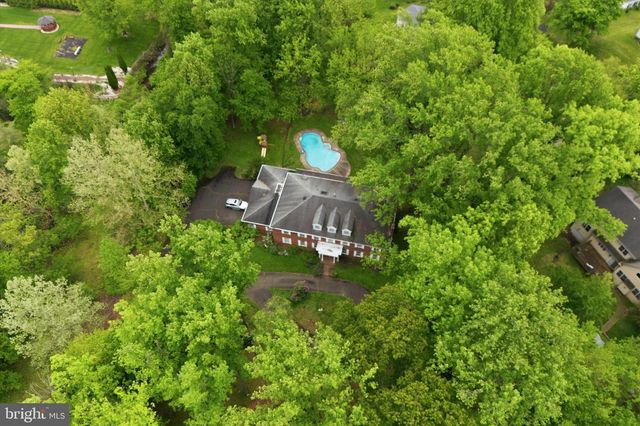 3745 BUCK RD, Huntingdon Valley, PA 19006