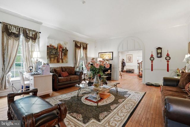 3745 BUCK RD, Huntingdon Valley, PA 19006