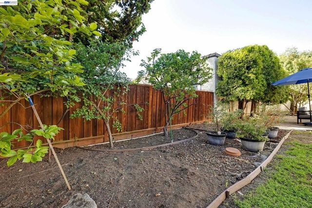 34233 Arizona St, Union City, CA 94587