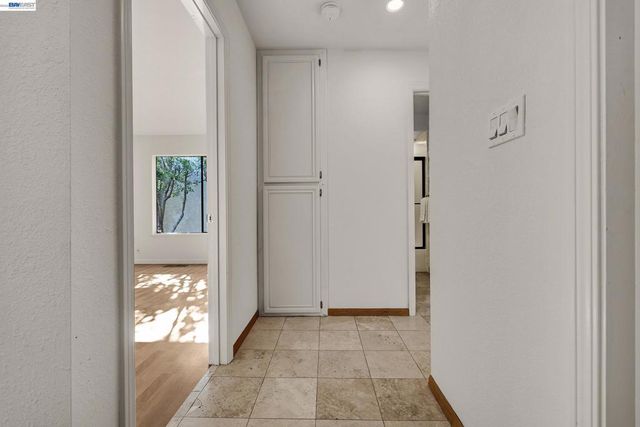 34233 Arizona St, Union City, CA 94587