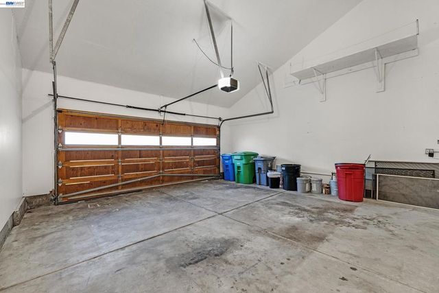 34233 Arizona St, Union City, CA 94587