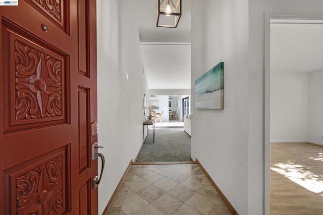 34233 Arizona St, Union City, CA 94587