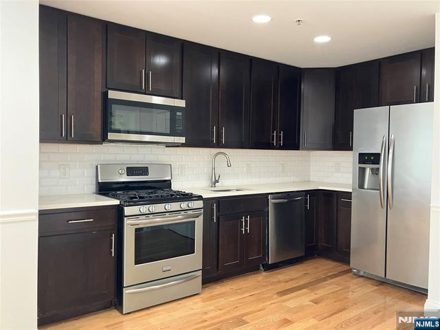 315 7th Street 602, Union City, NJ 07087
