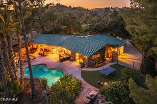 6110 Colodny Drive, Agoura Hills, CA 91301