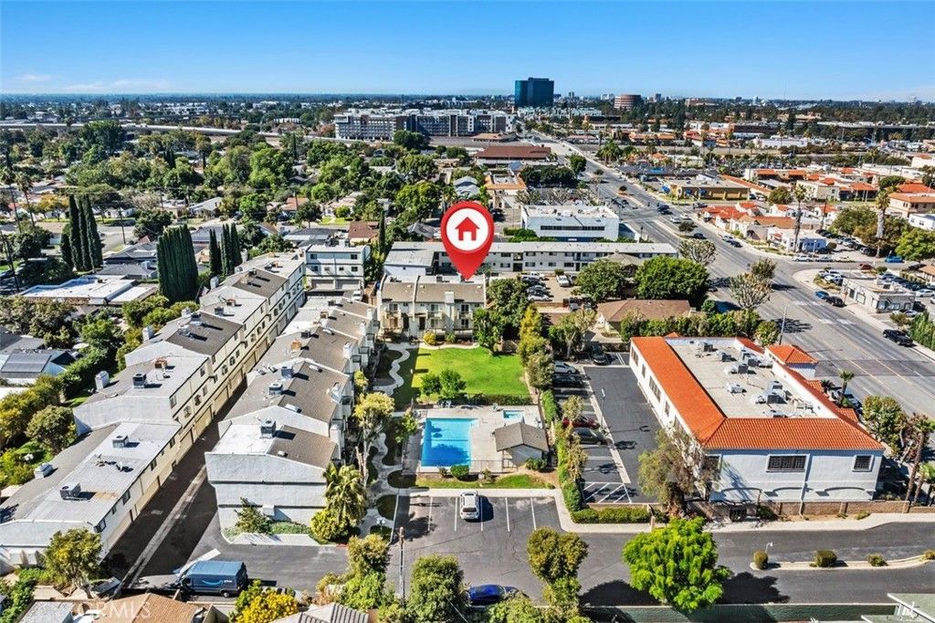 428 W 1st Street, Tustin, CA 92780 — exterior