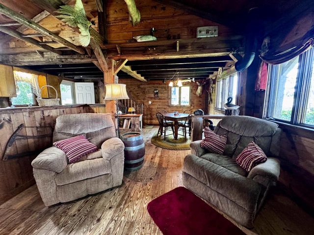 W11020 Howard Drive, Fox Lake, WI 53933