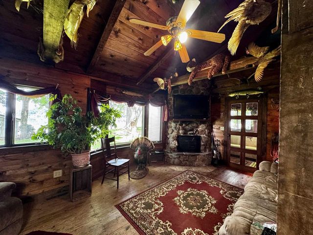 W11020 Howard Drive, Fox Lake, WI 53933
