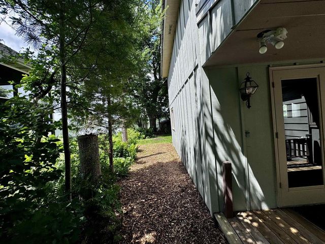 W11020 Howard Drive, Fox Lake, WI 53933